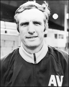 Villa Manager Vic Crowe